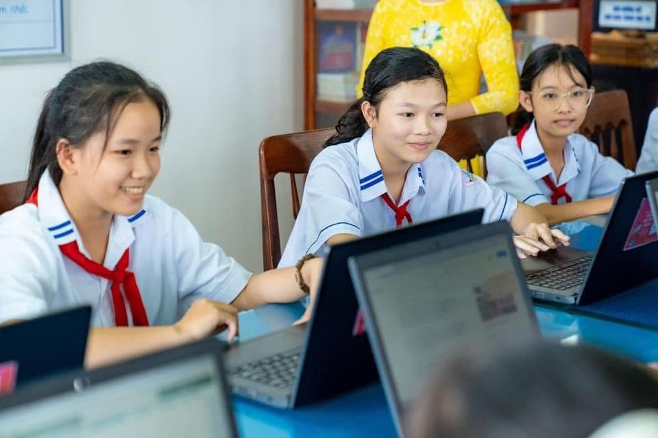 máy tính cho học lập trình: chọn cấu hình phù hợp nhu cầu